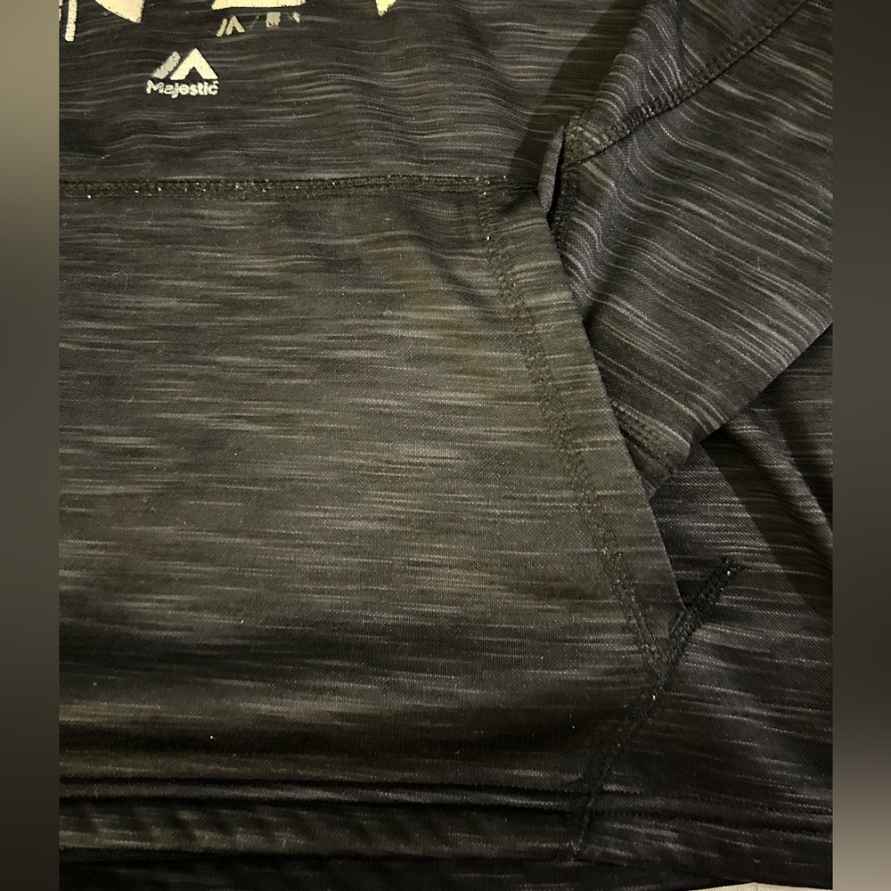 Majestic NEW YORK YANKEES boys heather black size Medium (10-12) Hoodie NYY EUC - Picture 3 of 7
